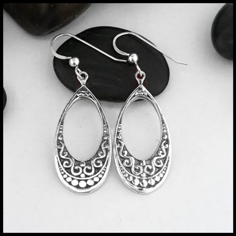 Moiraine's Ornate Teardrop Earrings