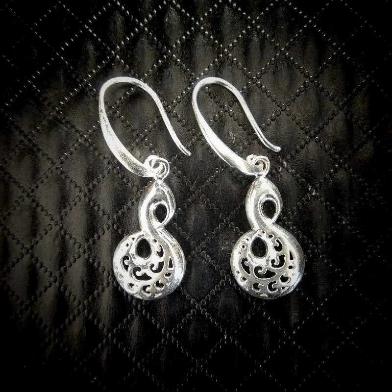 E03 Sterling Silver NZ Koru Twist Earings