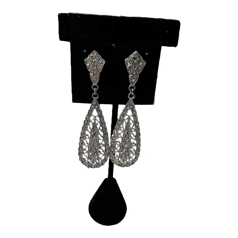 Earrings Dangle/drop