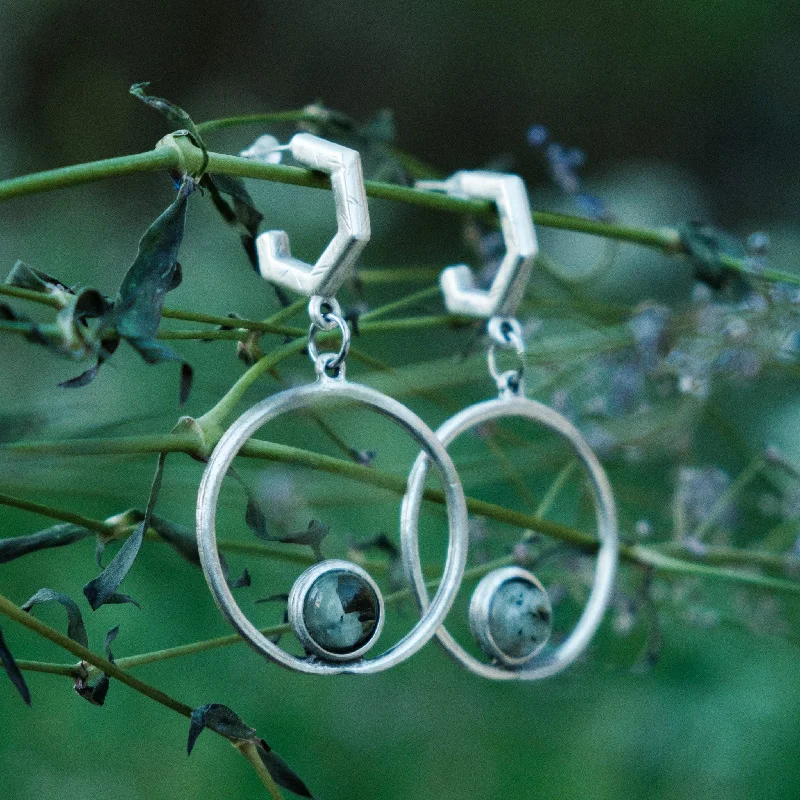 Kelyfos Earrings