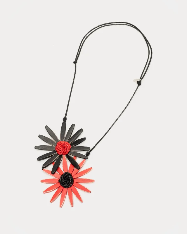 Amaya Double Flower Necklace