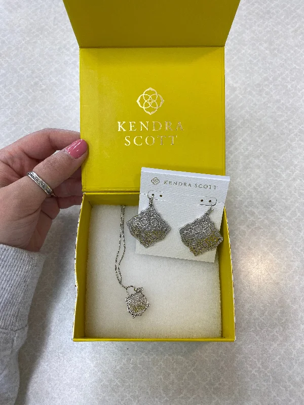 Necklace Set Designer By Kendra Scott