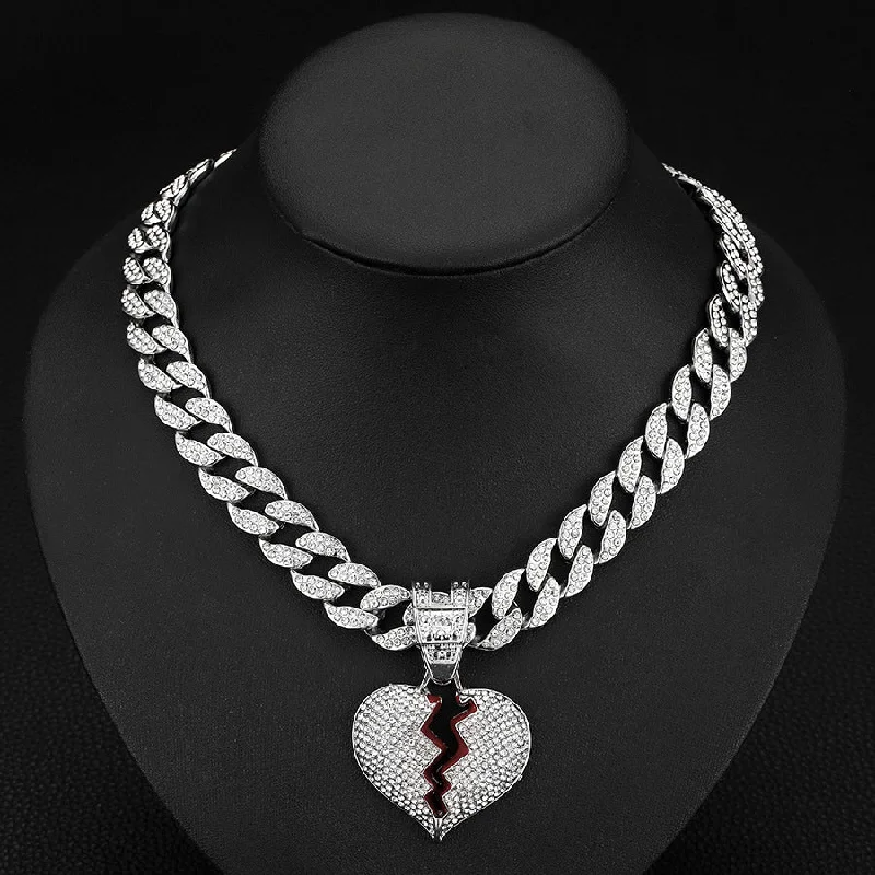 Wholesale Full Diamond Broken Heart Pendant Hip Hop Alloy Necklace